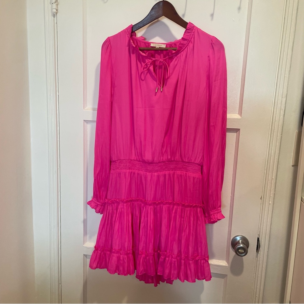 Skies are Blue size medium Vibrant Pink Long Sleeve Dress